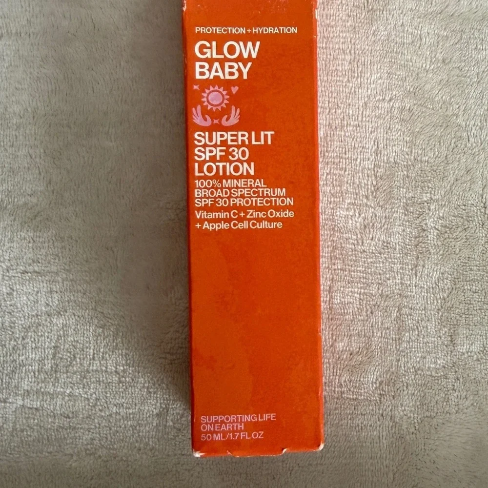 Pacifica‎ Glow Baby Vitamin C Face Mineral Sunscreen SPF 30 Brightening 1.7 oz